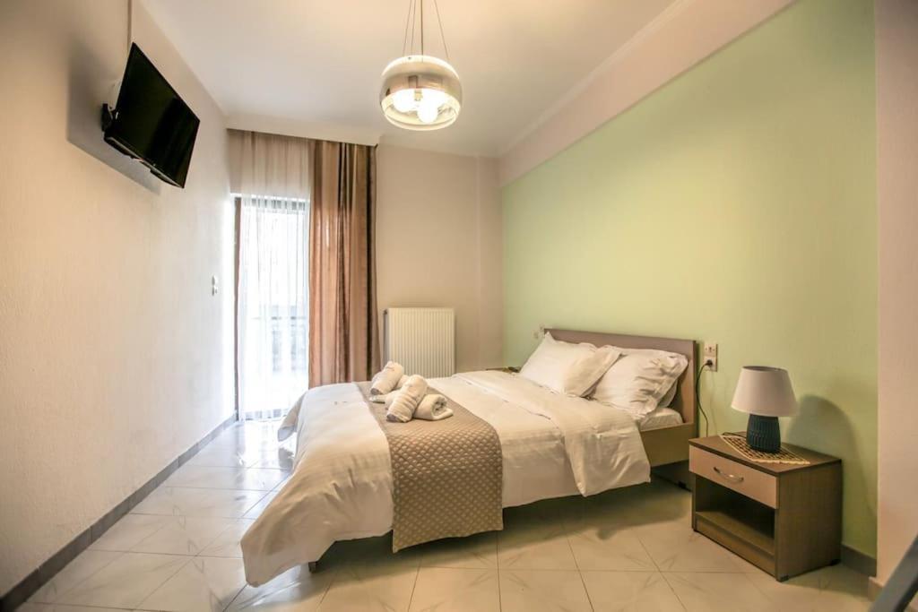 Del Sol #5 Meteora Luxurious Family Suites Kalampáka Luaran gambar